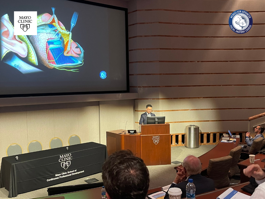 Dr. Min-Hee Ryu lecturing at Mayo Clinic, Rochester